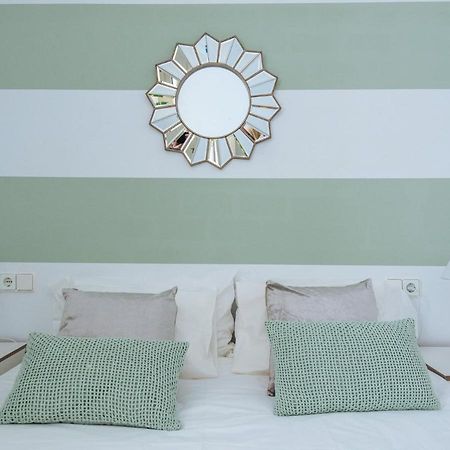 Lanza Suite Apartment Sevilla Bagian luar foto