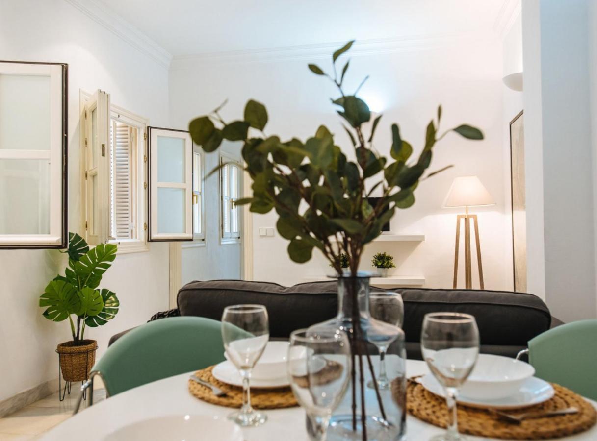 Lanza Suite Apartment Sevilla Bagian luar foto