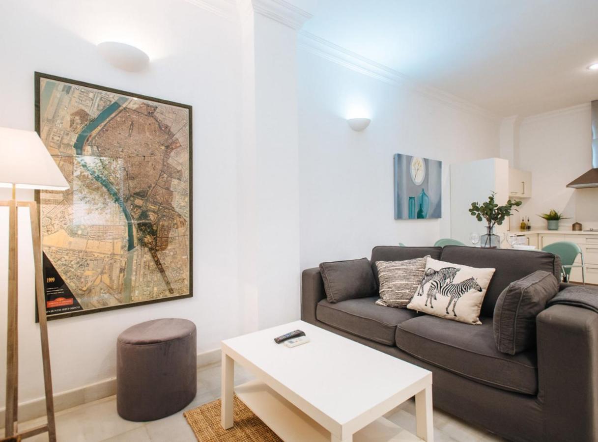 Lanza Suite Apartment Sevilla Bagian luar foto